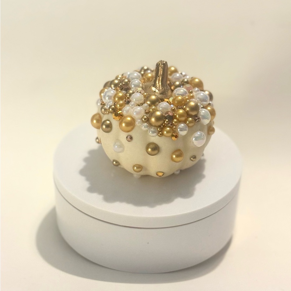 Elegant Gold and White Pearl pumpkin